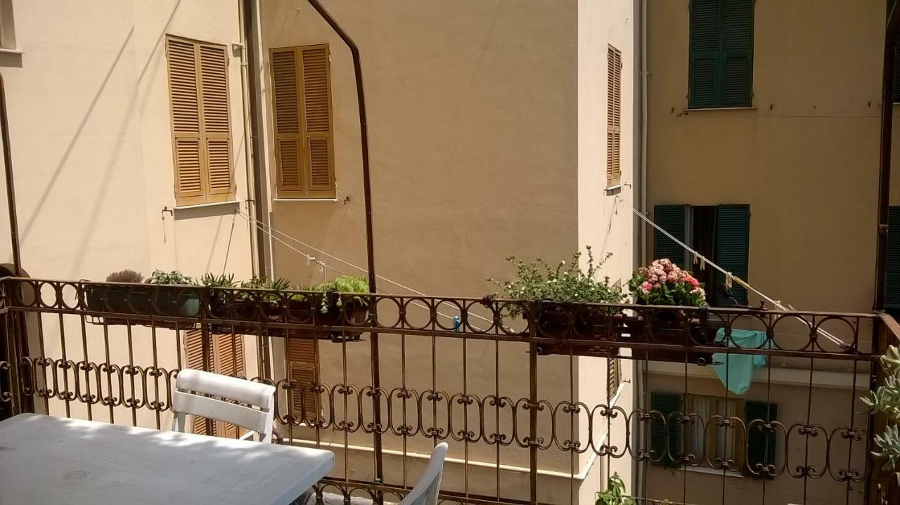 Apartmán Le Stanze Del Notaio Janov Exteriér fotografie
